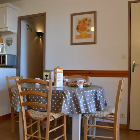 Pierre La Mer, Appt 2 Pieces, Cabine, 6 Couchages, Pres Plage, Animaux Ok - Fr-1-229d-249 Apartment Saint-Pierre-la-Mer (Aude)